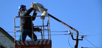 В Тельмановском районе ведутся работы по восстановлению энергоснабжения
