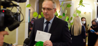 Владимир Бидёвка дал старт ежегодному социальному проекту «Дерево желаний»