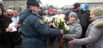 Поздравили женщин освобожденных населенных пунктов с 8 Марта