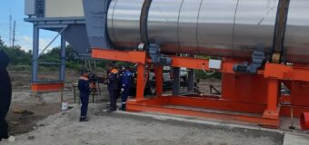 В Тельмановском районе завершается монтаж второго асфальтобетонного завода из Пензы