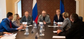 Владимир Бидёвка и Александр Ананченко приняли участие в обсуждении законодательных мер поддержки детей, пострадавших в ходе военных действий