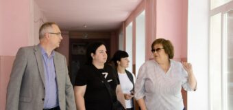 Владимир Бидёвка оценил масштабы восстановления и ремонта учебных заведений в Харцызске